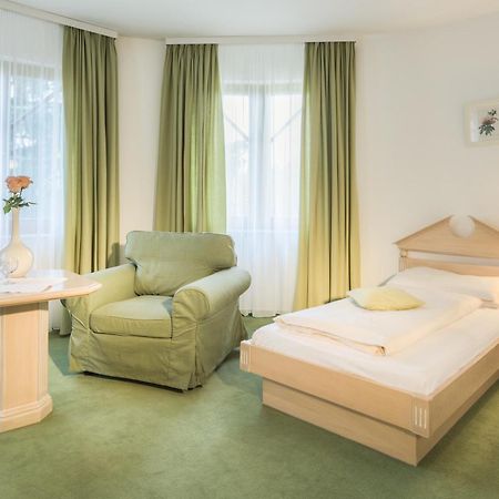 Kurhotel Leonardo Hoheneich Phòng bức ảnh