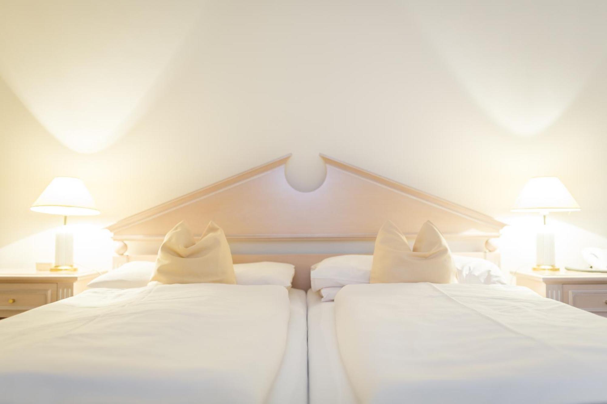 Kurhotel Leonardo Hoheneich Phòng bức ảnh